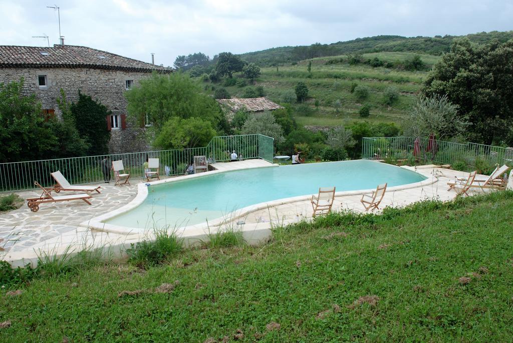 Les Jardins Du Mas Evesque Bed & Breakfast Rousson  ภายนอก รูปภาพ
