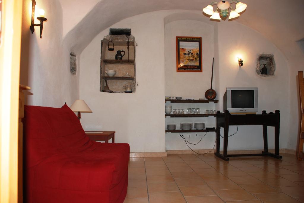 Les Jardins Du Mas Evesque Bed & Breakfast Rousson  ห้อง รูปภาพ