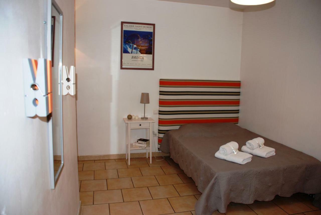 Les Jardins Du Mas Evesque Bed & Breakfast Rousson  ภายนอก รูปภาพ